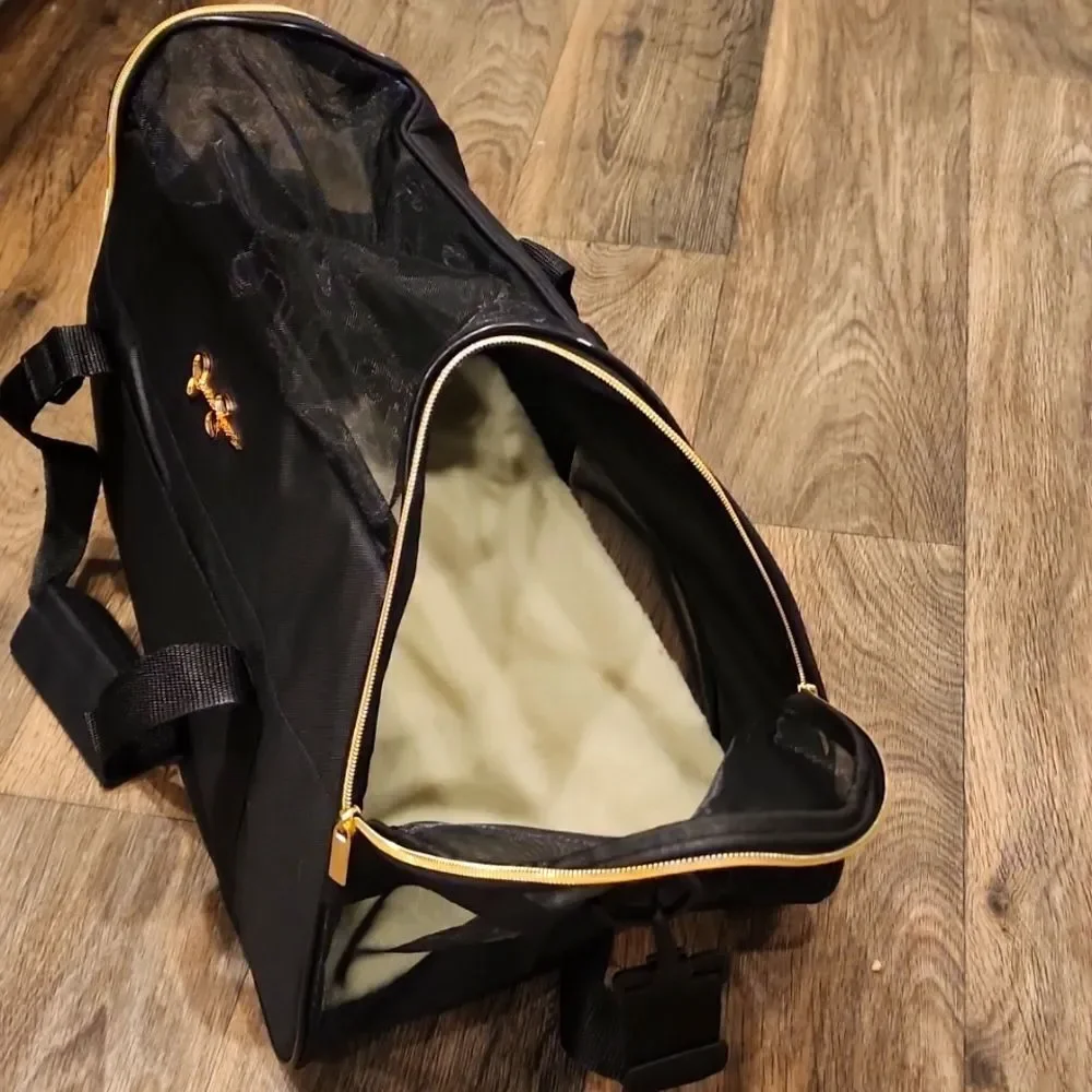 Jessica Simpson Medium Pet Carrier